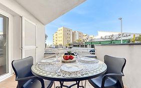 Apartment Platja De Roses-9 By Interhome
